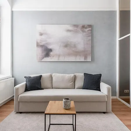 Historical Loft With Sauna & Free Parking, Hosts Up To 7 Guests * Tampere