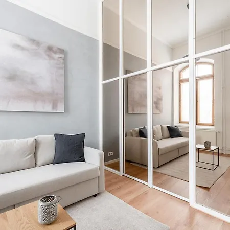 דירה Stylish Historical Loft With Sauna And Free Parking